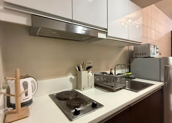 Skyline Serenity At 52f & Cozy Makati Views * Manila